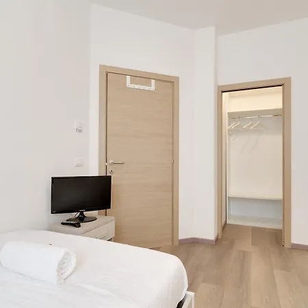 住宿加早餐酒店 And Armando Diaz 特伦托